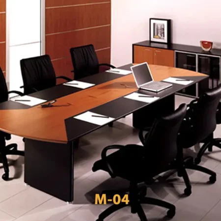 mesa de capacitacion de trabajadores ergonomico de una empresa